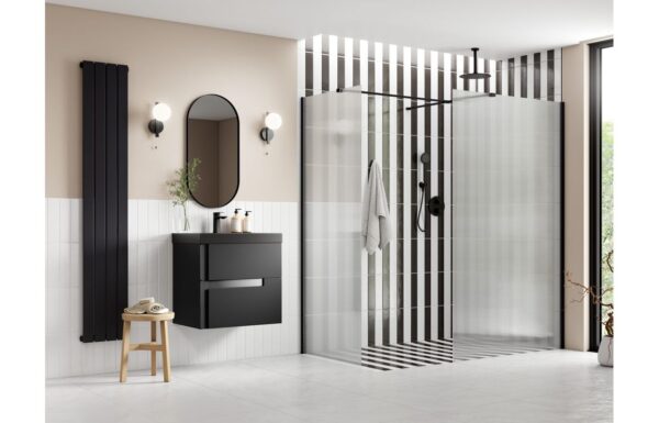 Luxe 900mm Fluted Wetroom Panel & Side Panel Arm - Black