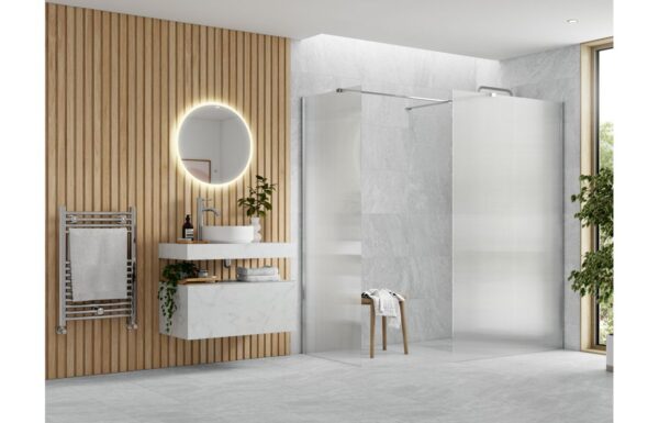 Luxe 900mm Fluted Wetroom Panel & Side Panel Arm - Chrome
